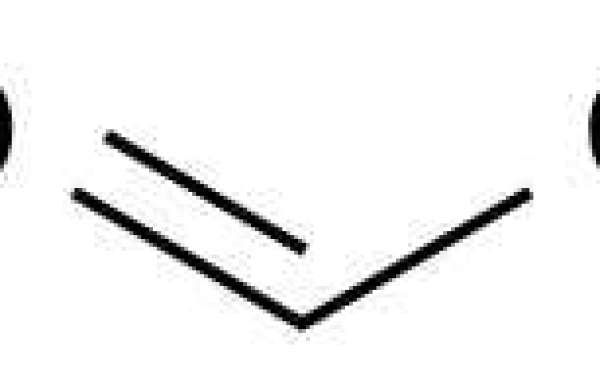 What are the properties and applications of methanoic acid?